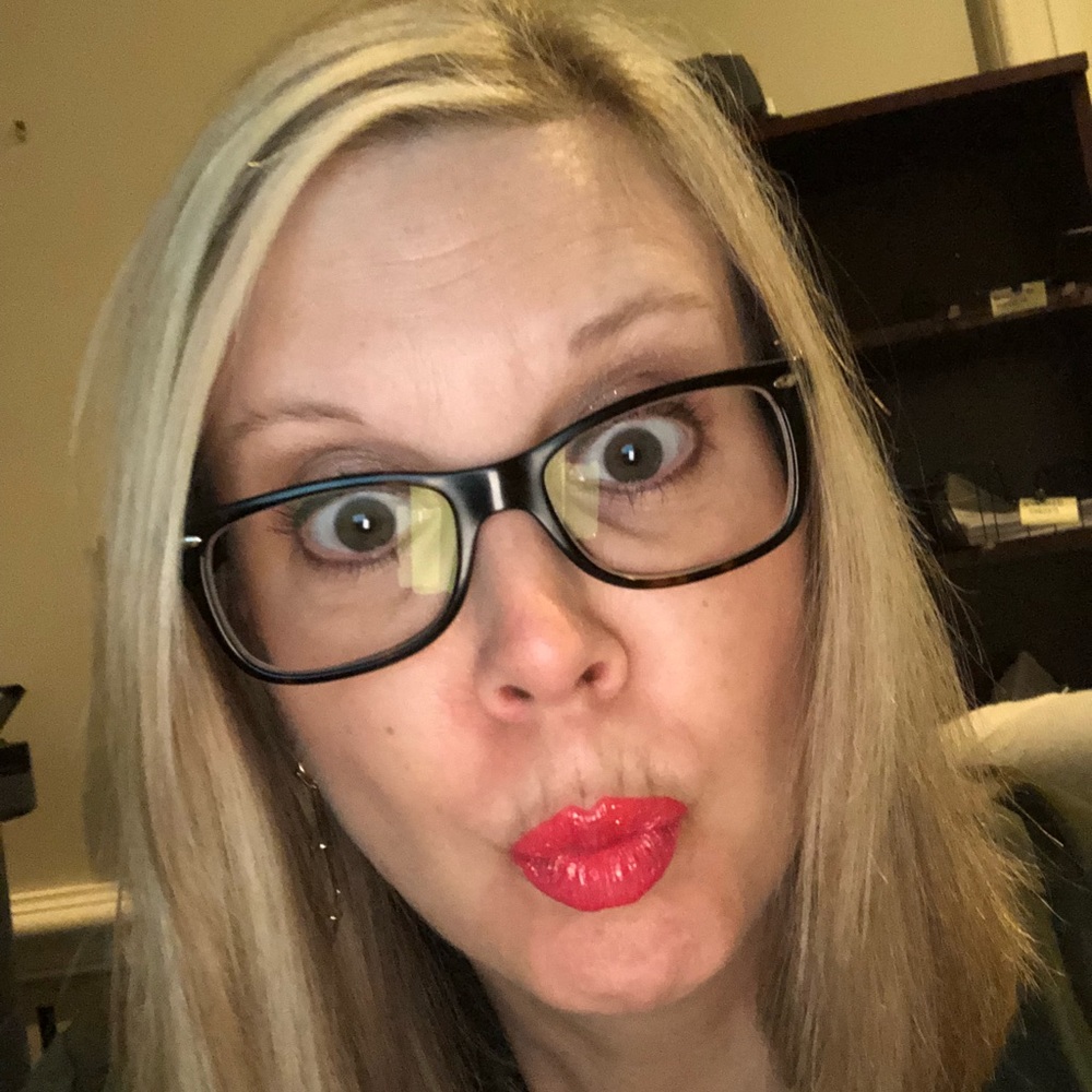 Meet your Posher, Erika